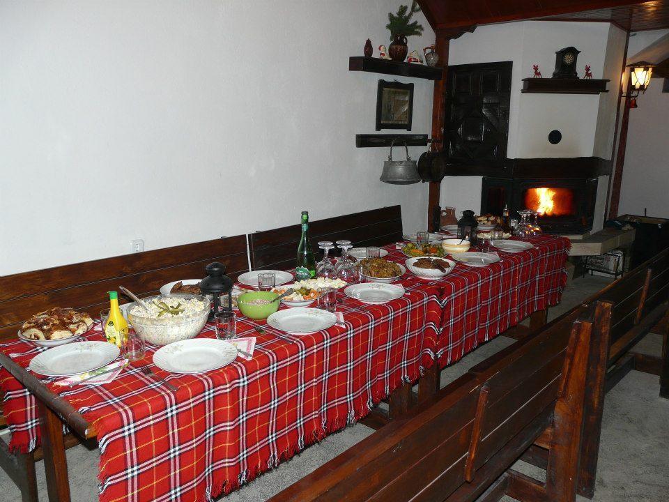 Staroto Shkolo House - Rooms For Guests Subotkovtsi Bagian luar foto